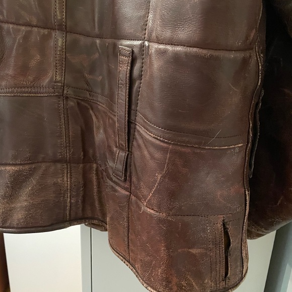 Men’s Leather Jacket With Amazing Collar.  Very Warm! - Picture 7 of 9